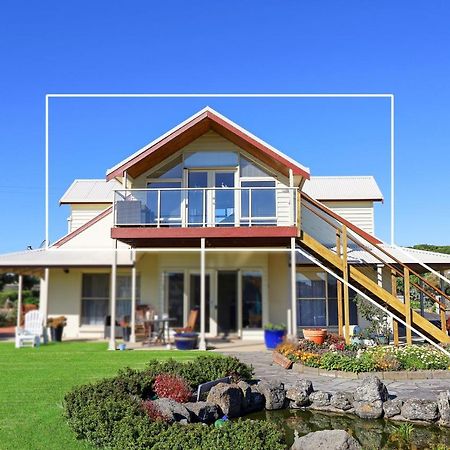 Logans Beach Apartments - The Loft Warrnambool Ngoại thất bức ảnh