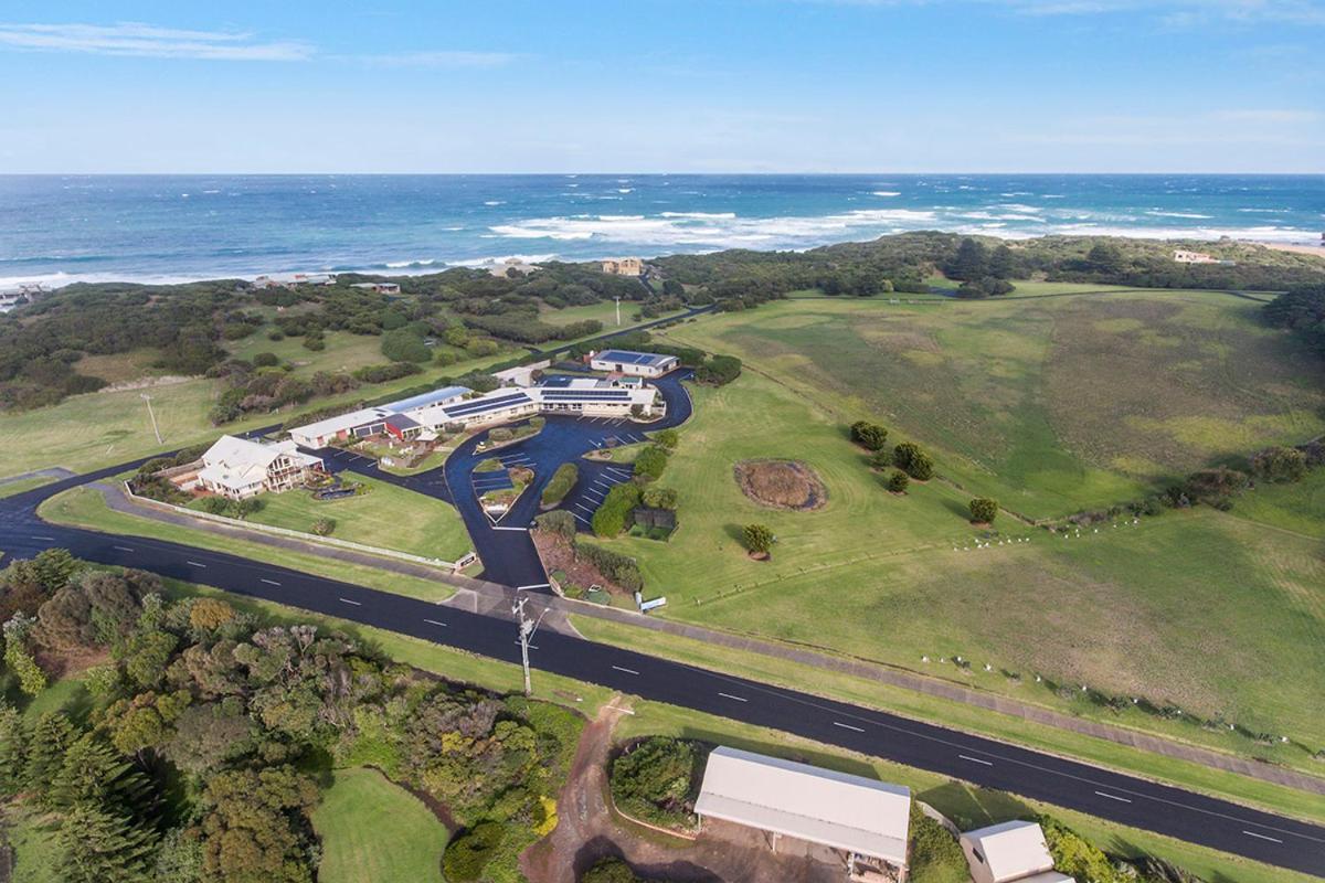 Logans Beach Apartments - The Loft Warrnambool Ngoại thất bức ảnh